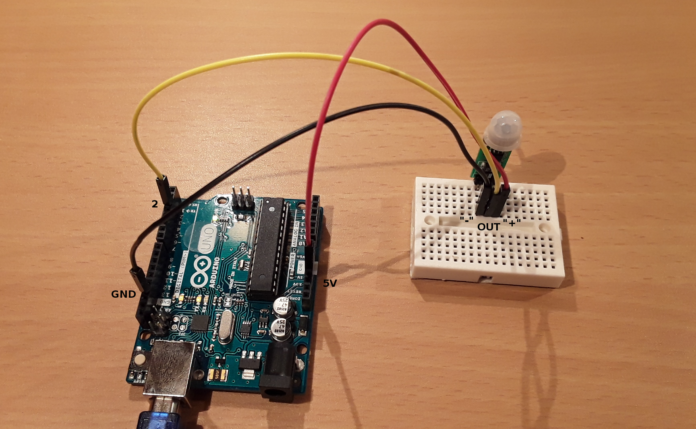Pin layout used in this tutorial to wire the HC-SR505 PIR sensor to the Arduino Uno.