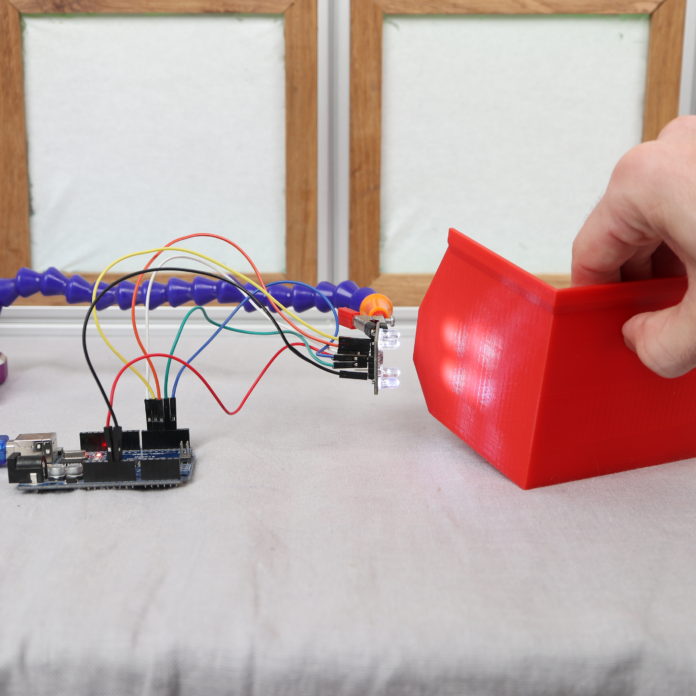 Arkduino Red Colour Arduino Tutorial: Color Sensor (TCS230/TCS3200) - Michael Schoeffler